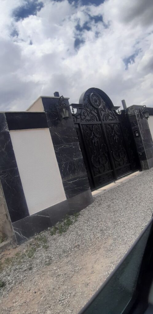 جابان ویلا 250متر باسند تکبرگ