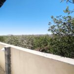 جابان ویلا نزدیک به جاده اصلی