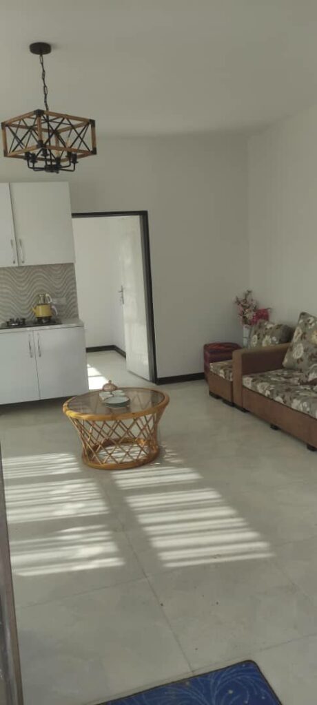 جابان فروش ویلا 250 متری وبنا 70متری