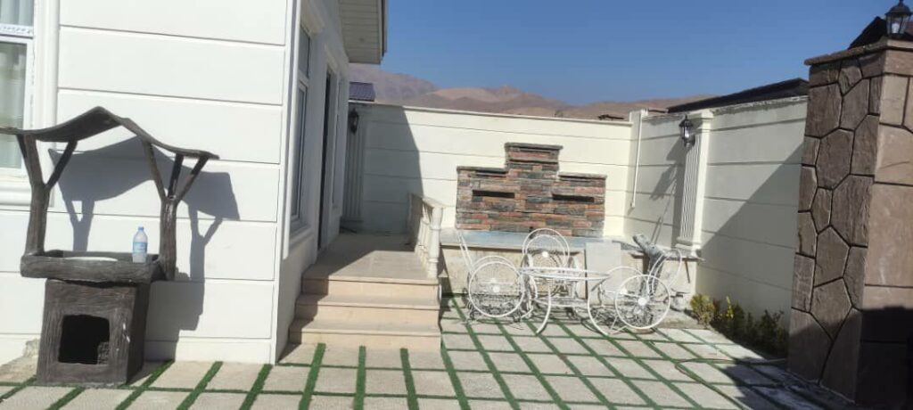 جابان فروش ویلا 250 متری وبنا 70متری