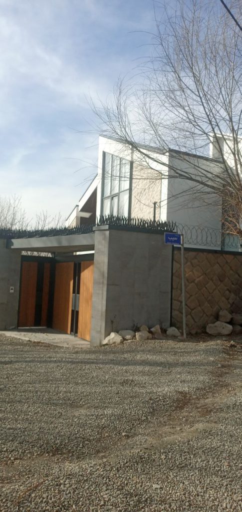 جابان  زمین 700 متری داخل بافت با سند تکبرگ شش دانگ