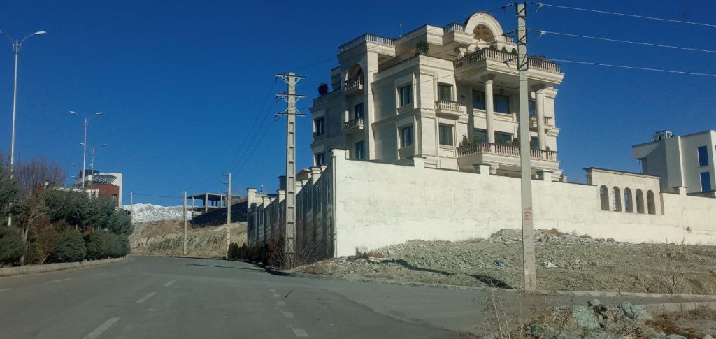 جابان  ویلا نیمه ساخت و پیماانکاری صفرتا 100