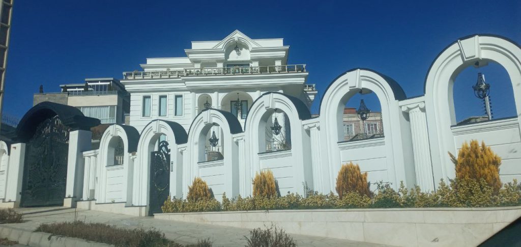 جابان  ویلا نیمه ساخت و پیماانکاری صفرتا 100