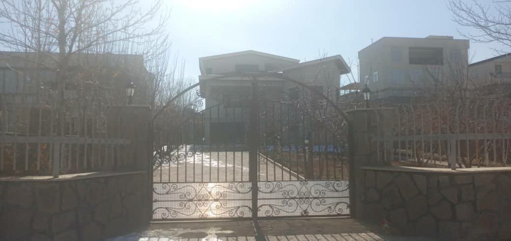 جابان ویلا داخل شهرک