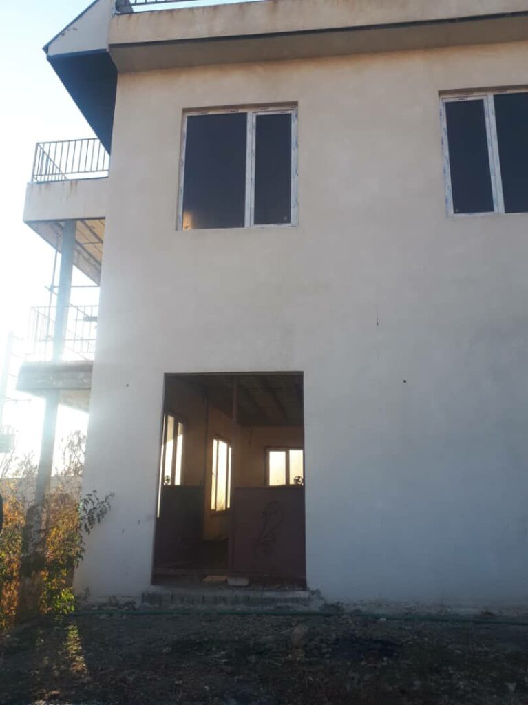 جابان ساختمان نیمه ساخت