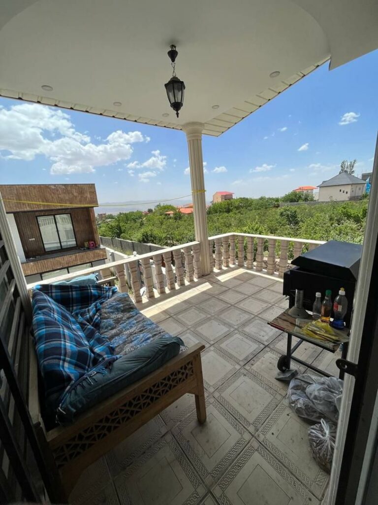 جابان   ویلا دوبلکس داخل بافت