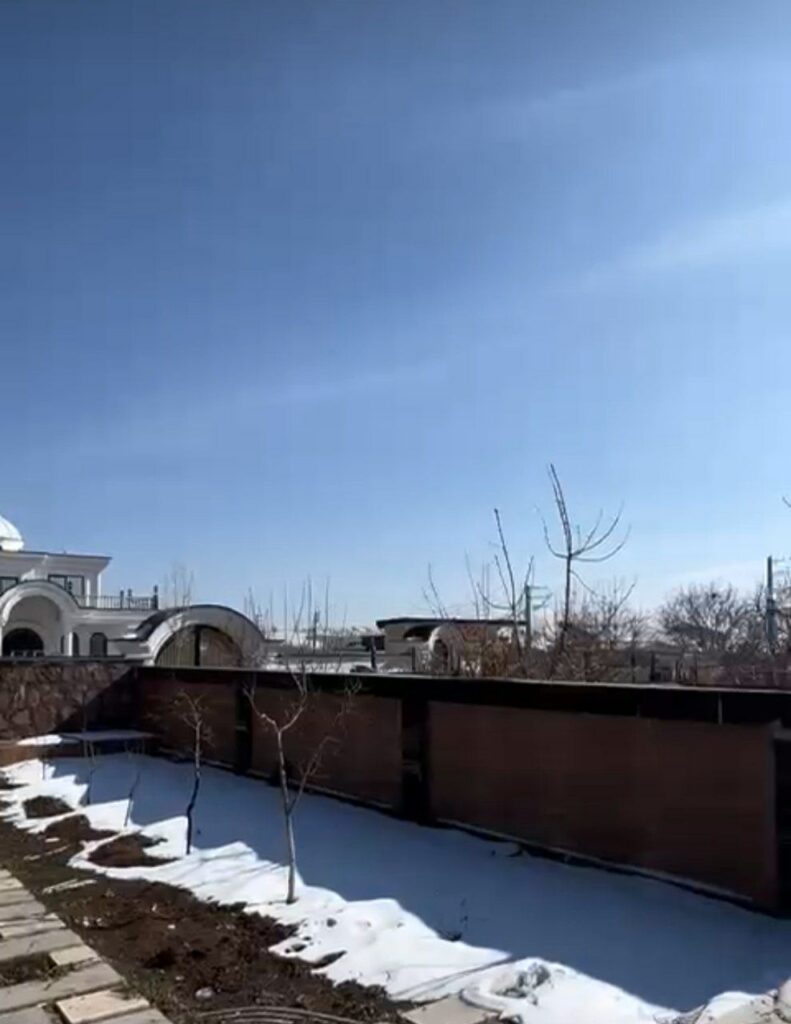 جابان ویلا دوبلکس