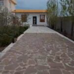 جابان باغچه با بنا قدیمی سند تکبرک