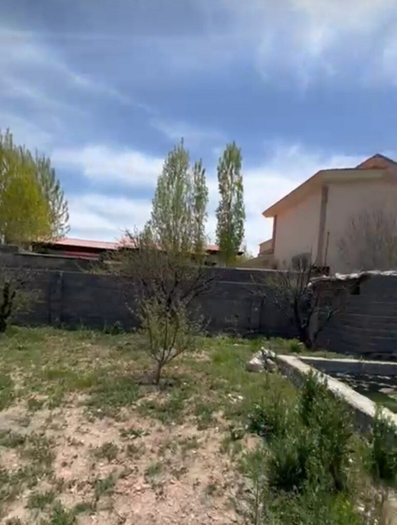 جابان    باغستان 800 متر  زمین