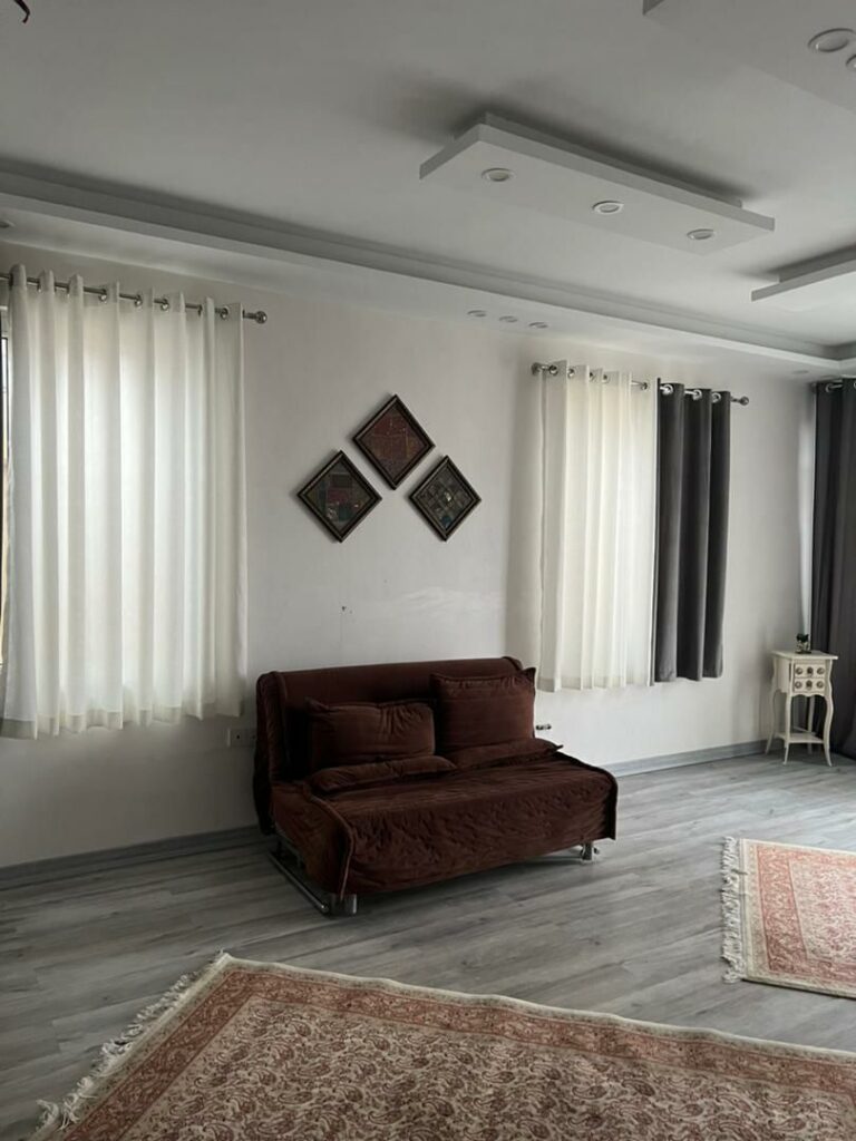 جابان   ویلا 200 متری