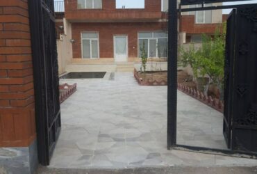 جابان ویلا 250 متر باسند تکبرگ 130متر بانیم طبقه