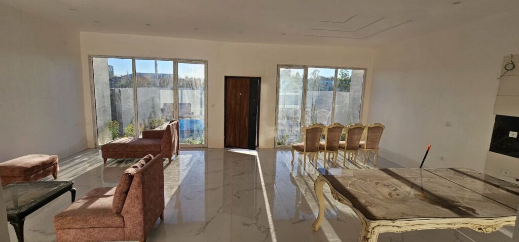 جابان   ویلا 300 متری