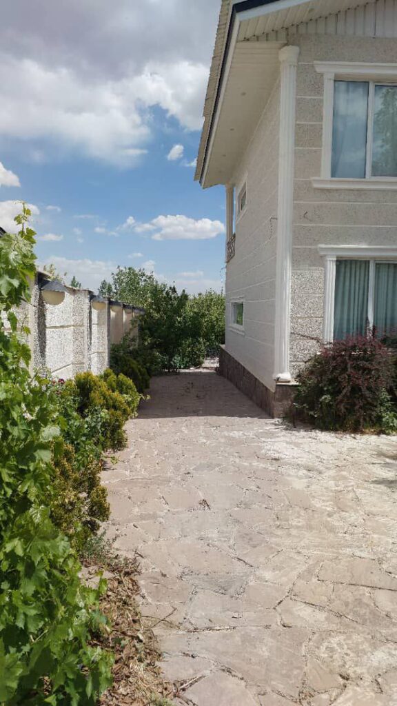 جابان ویلا 700 متری