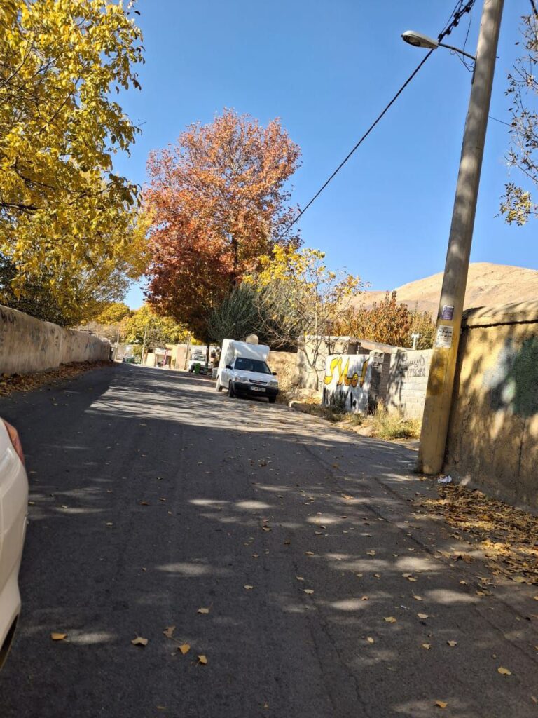 جابان زمین با بنا قدیمی وسند شش دانگ