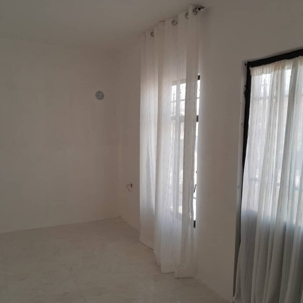 جابان ویلا باسند تکبرگ 400 متر