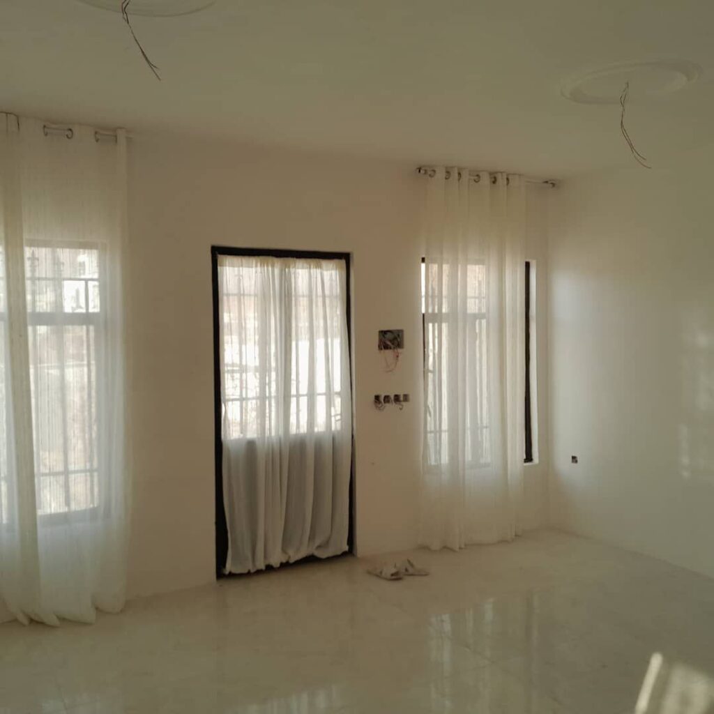 جابان ویلا باسند تکبرگ 400 متر