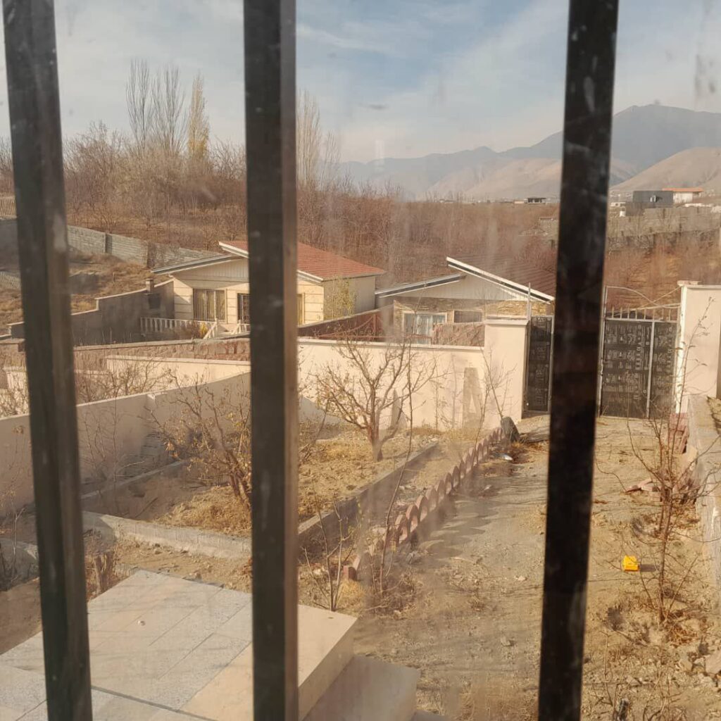 جابان ویلا باسند تکبرگ 400 متر